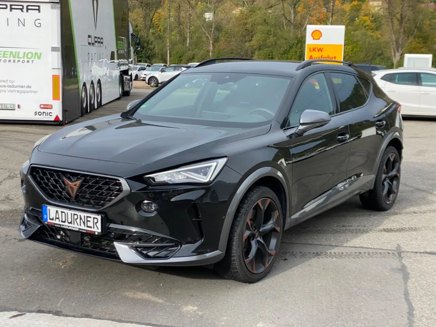 CUPRA Formentor VZ 2.0 TSI DSG 4D *Navi/ACC/Sound/AHK* Schwarz - 1