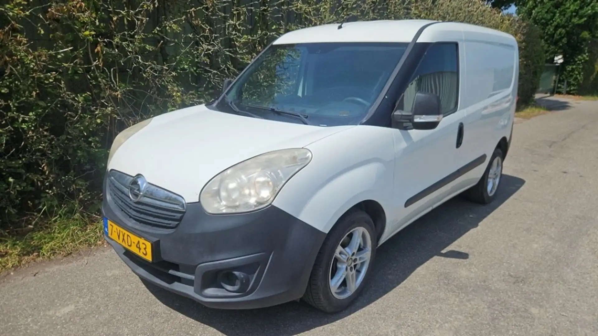 Opel Combo 1.3 CDTI 16V ecoFlex Wit - 1