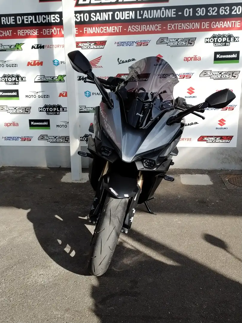 Suzuki GSX S 1000GT Šedá - 2