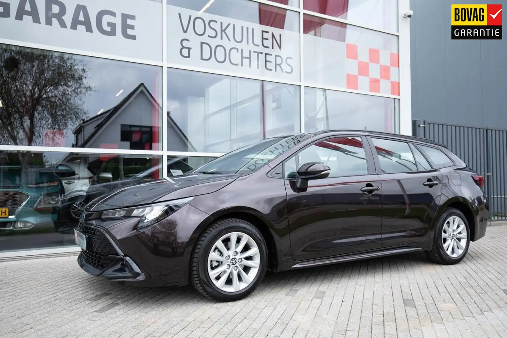 Toyota Corolla Touring Sports Hybrid 1.8 Dynamic | Leder | Stoelv Bruin - 1