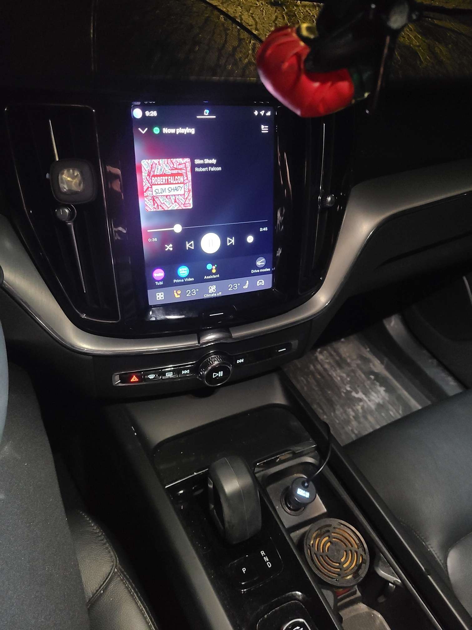 2023 Volvo XC60 T8 Core Bright thumb 11