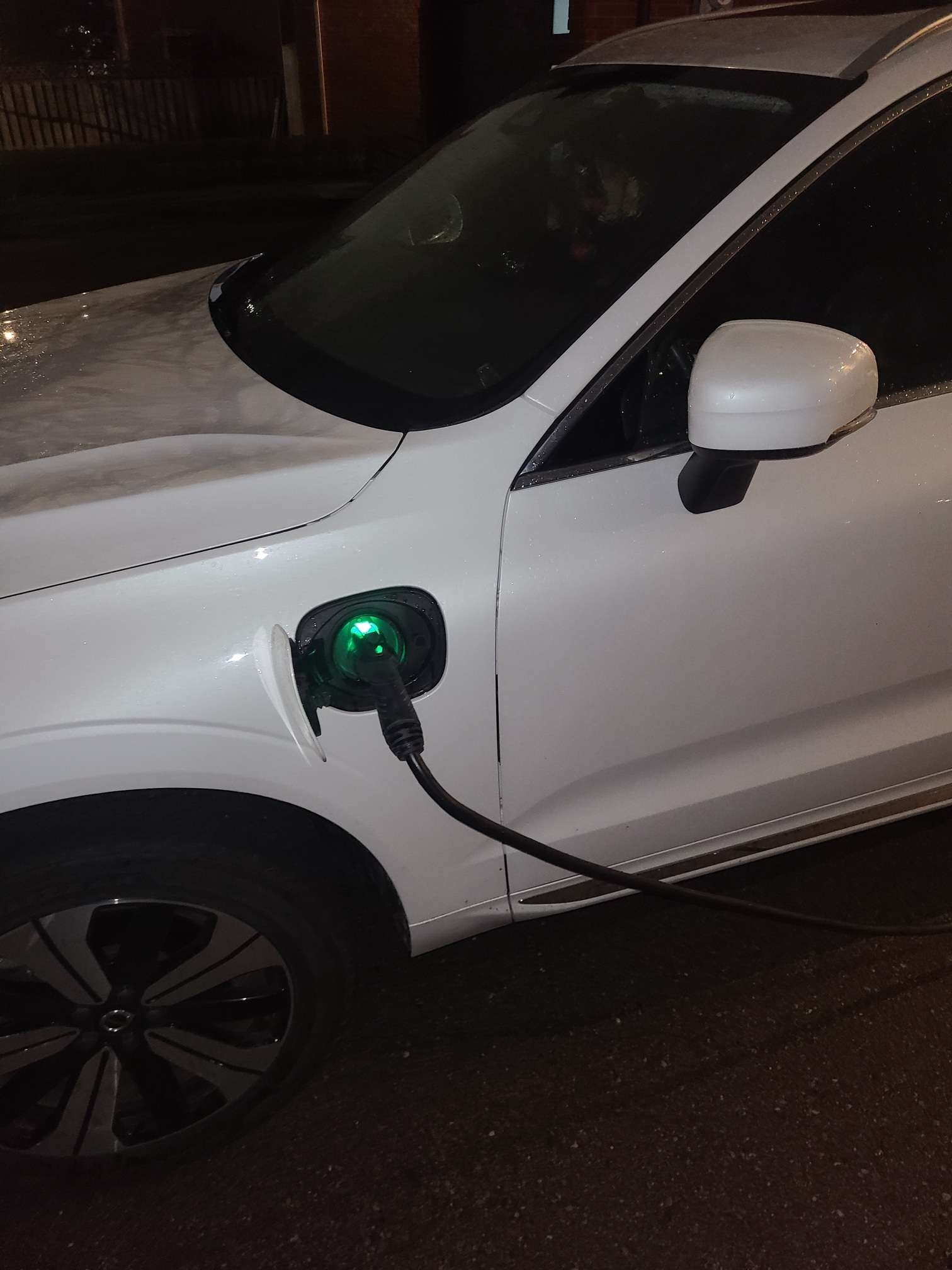 2023 Volvo XC60 T8 Core Bright thumb 7