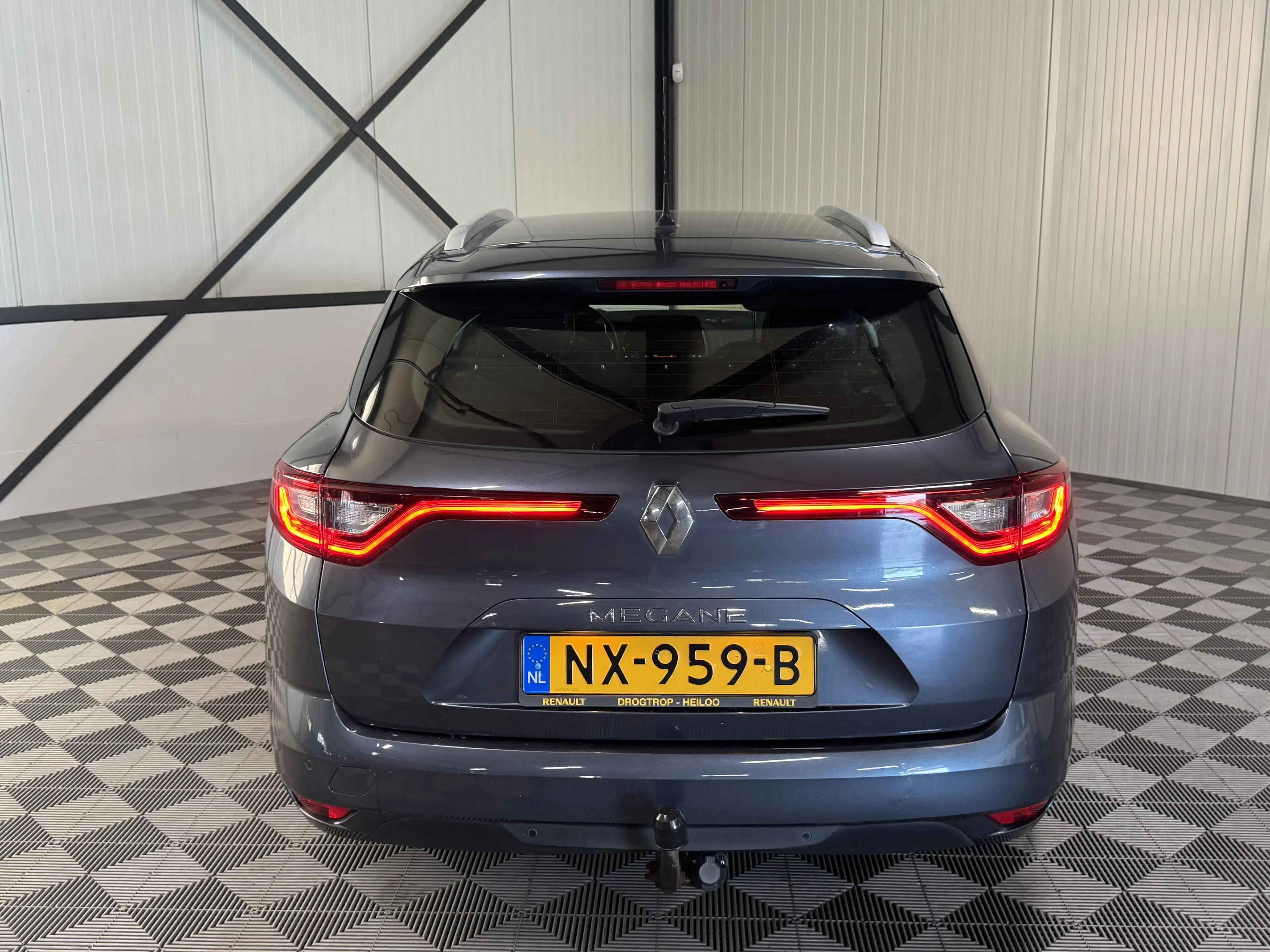 Renault Megane Estate 1.2 TCe | Zen | Airco | Cruise | Navi | Tre — photo 9