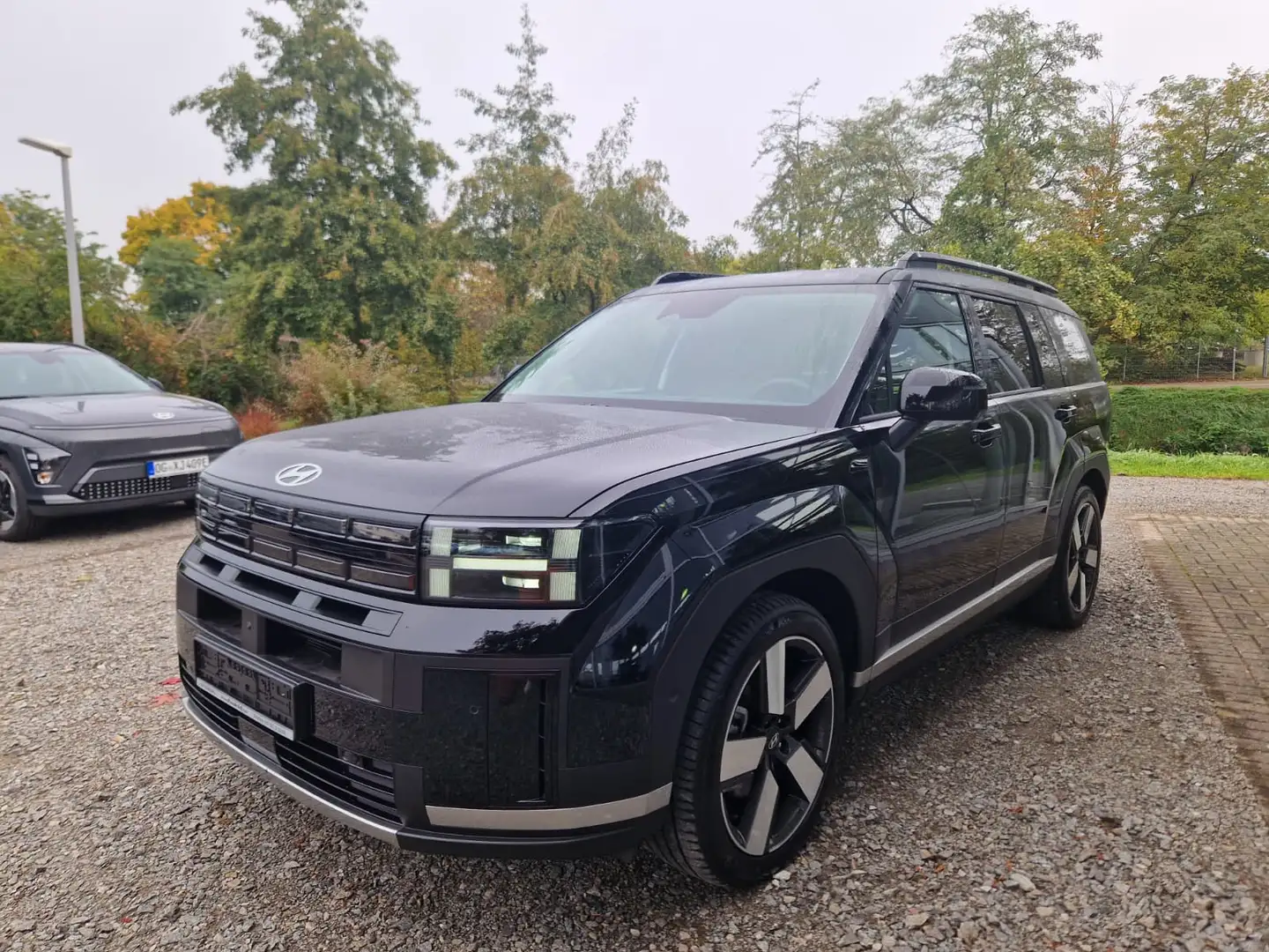 Hyundai SANTA FE PHEV 4WD 1,6 TGDI Signature Komfort-Paket, Technik Schwarz - 1