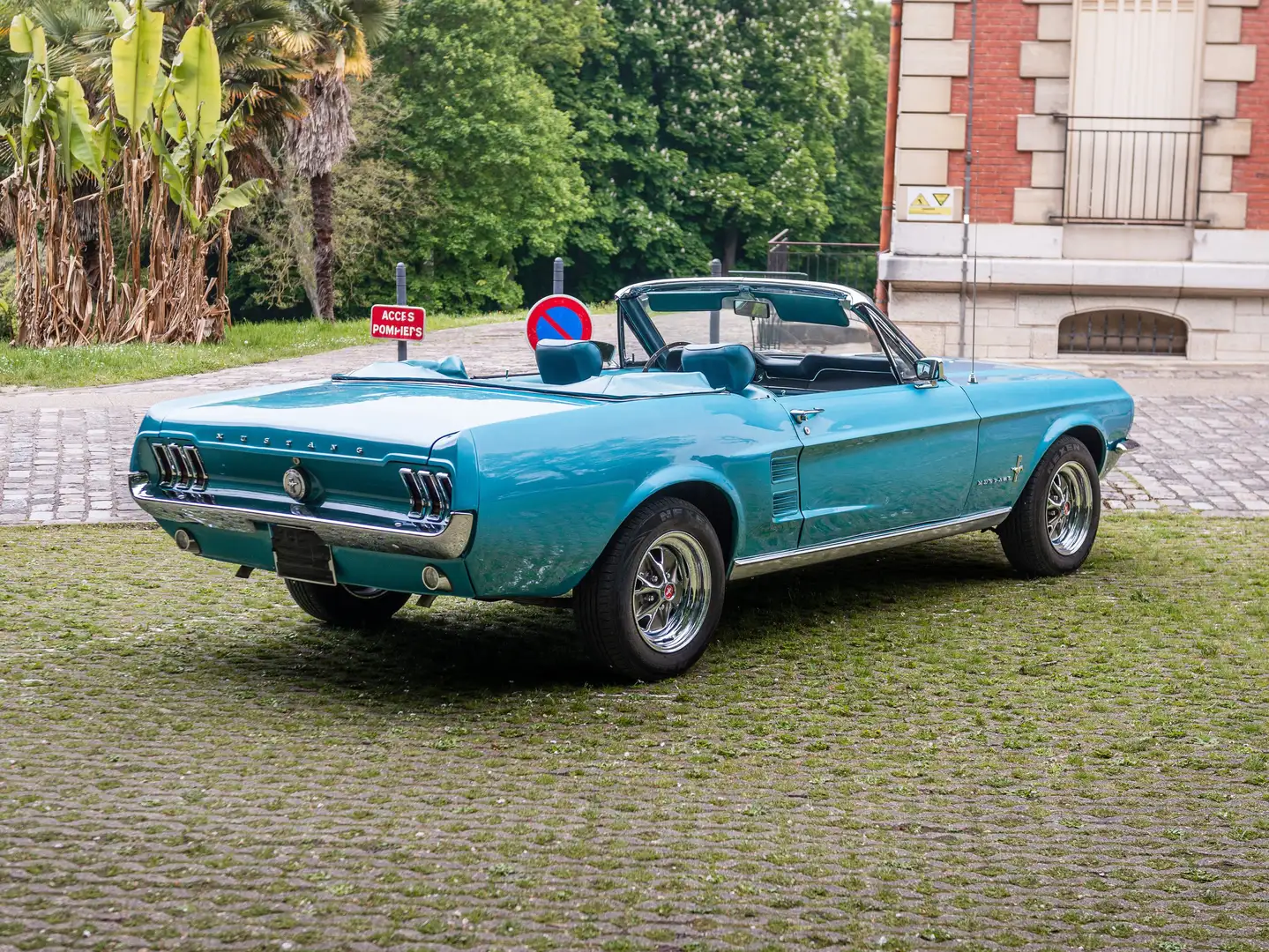Ford Mustang Cabriolet Bleu - 2
