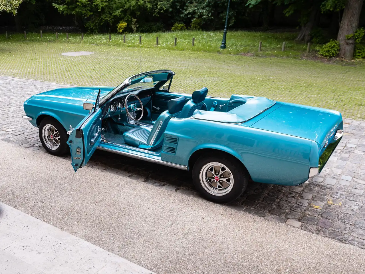 Ford Mustang Cabriolet, foto 7