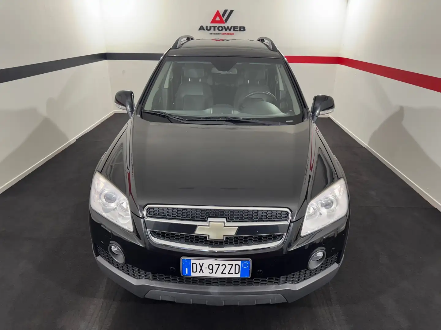Chevrolet Captiva 2.0 VCDi Sport Nero - 2