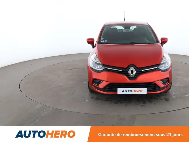 Renault Clio view 9