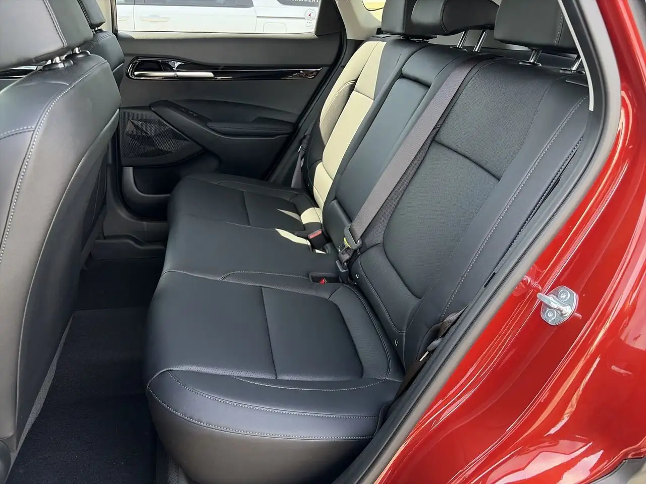 Kia Seltos снимка Kia Seltos