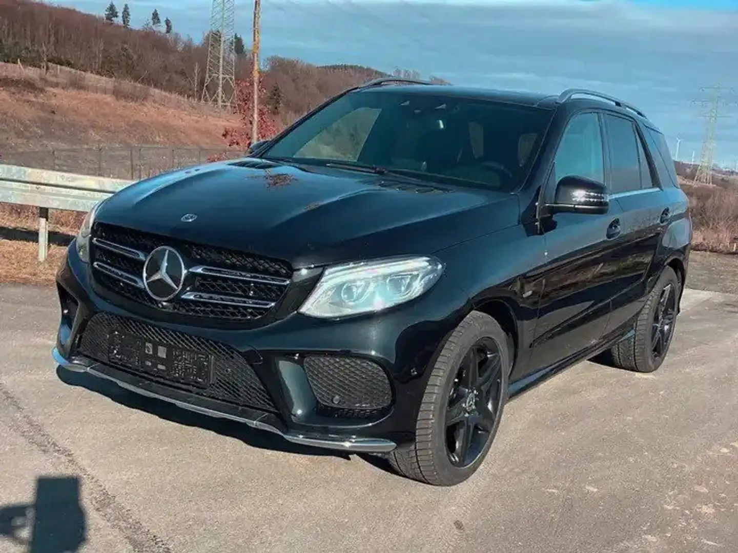 Mercedes-Benz GLE 350 GLE 350 d -4Matic- 9G-TRONIC AMG- Line- Noir - 1