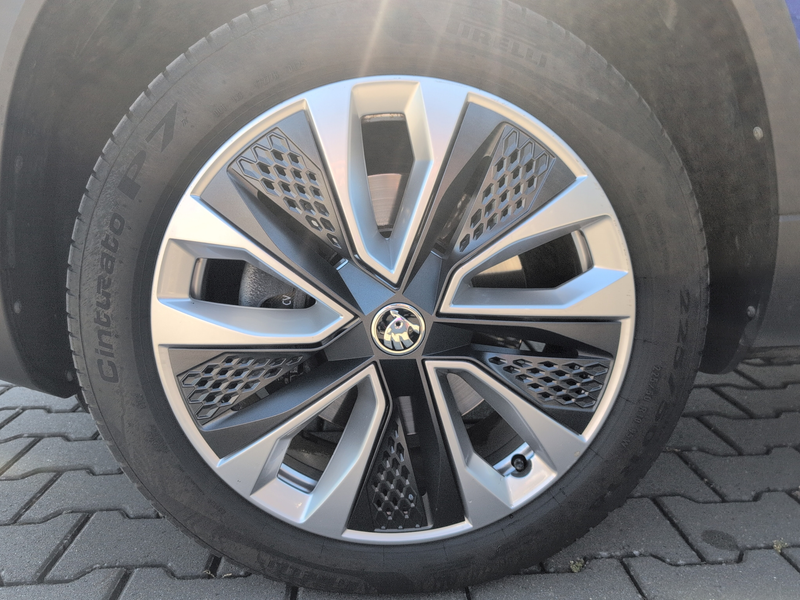 Skoda Karoq 2.0TDI DSG Style 4x4 ACC+VIRTU+AHK+18+KAM — photo 28