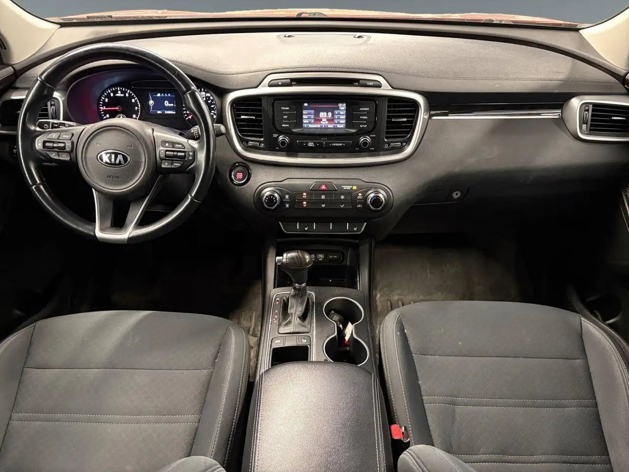Kia Sorento снимка Kia Sorento
