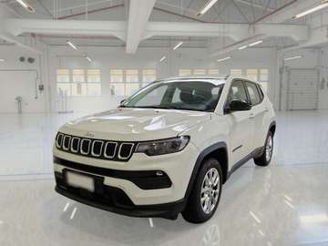 1.3 TURBO T4 110KW BUSINESS DDCT SUV