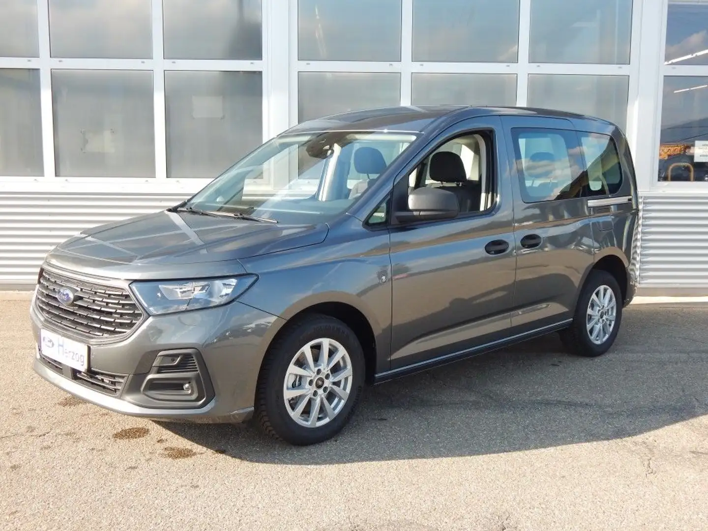 Ford Tourneo Connect 1.5 EcoBoost TREND Grau - 1
