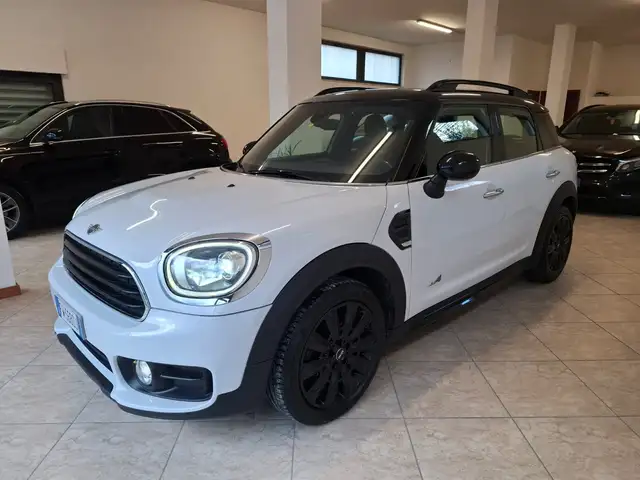 MINI Cooper D Countryman Mini Countryman F60 2017 2.0 Hype all4 auto my18
