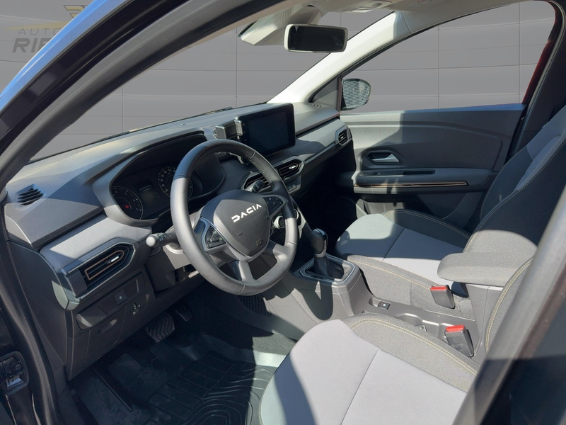 Dacia Sandero III Stepway Extreme TCe 90 CVT — photo 5