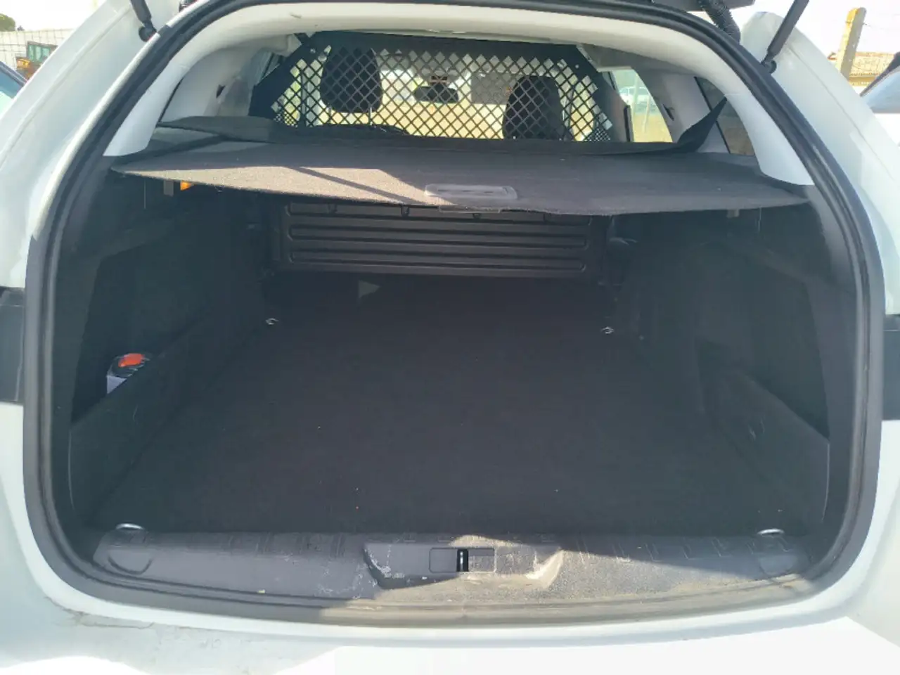 Peugeot 308 308 SW — photo 17
