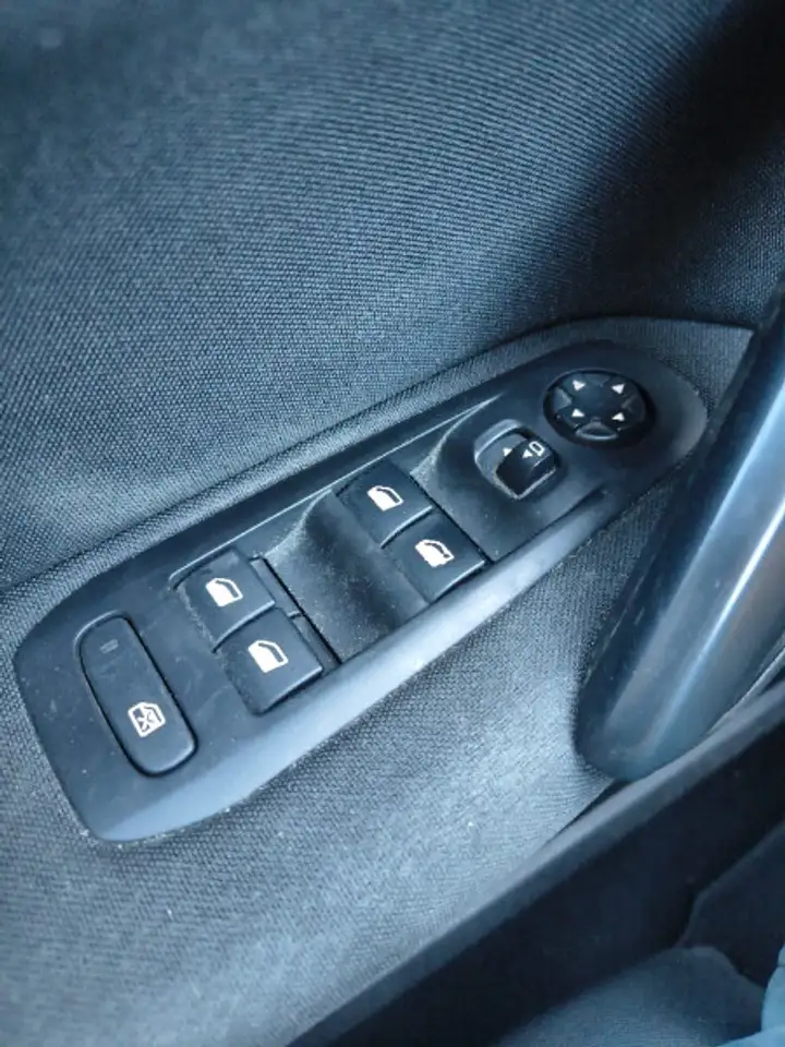 Peugeot 308 308 SW — photo 7