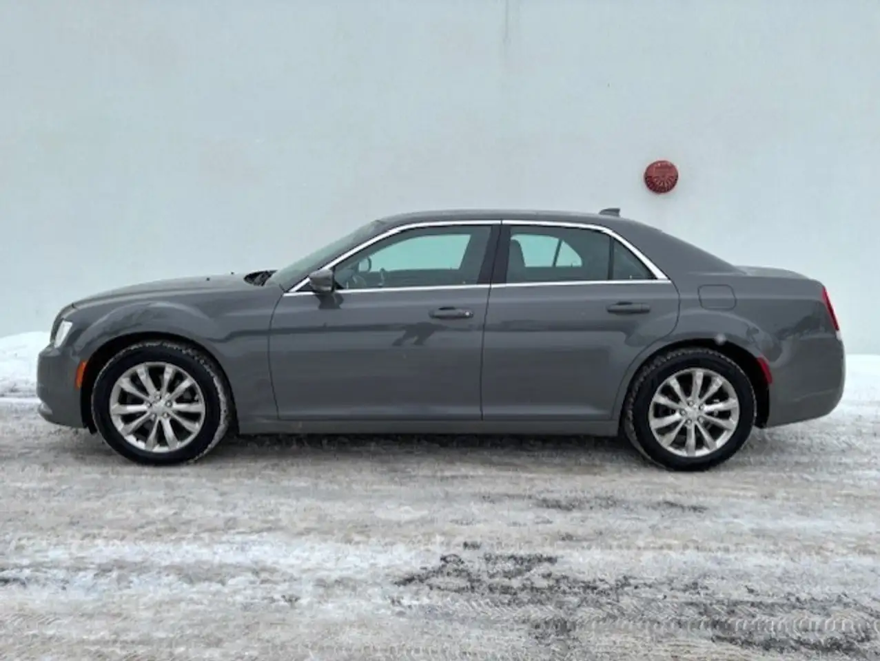 Chrysler 300 снимка Chrysler 300