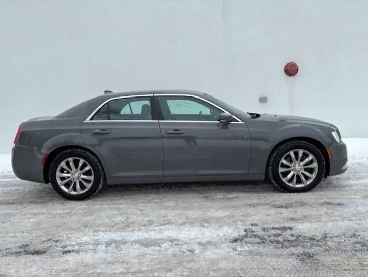 Chrysler 300 снимка Chrysler 300