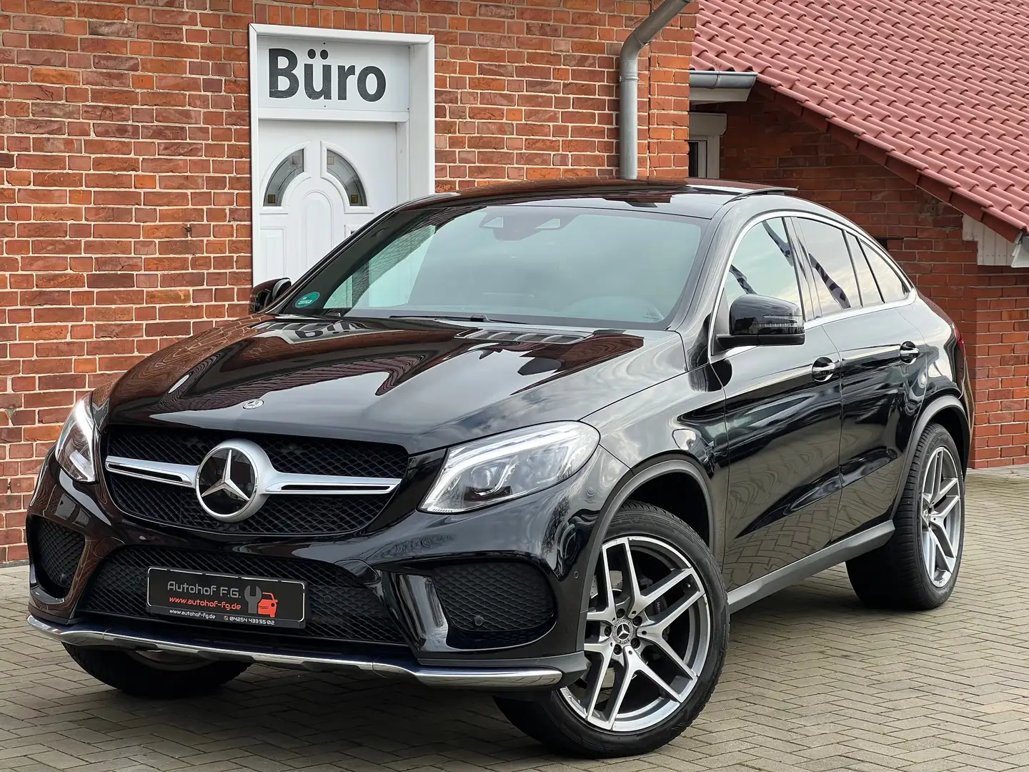 Mercedes-Benz GLE 350 d Coupe 4Matic*PANO/AHK/CARPLAY/KAMERA*ACC/AMGLINE Noir - 1