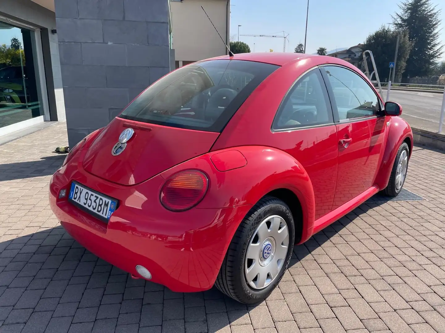 Volkswagen New Beetle 1.6 102cv auto NEOPATENTATI - 1