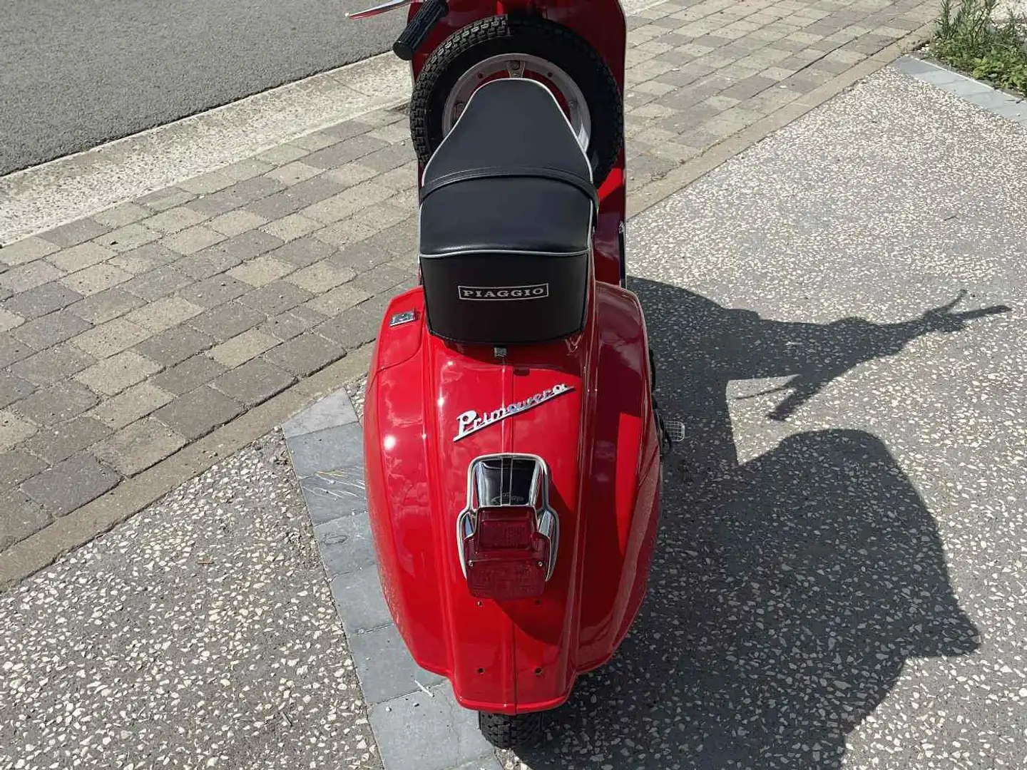 Vespa Primavera 125 Roşu - 2