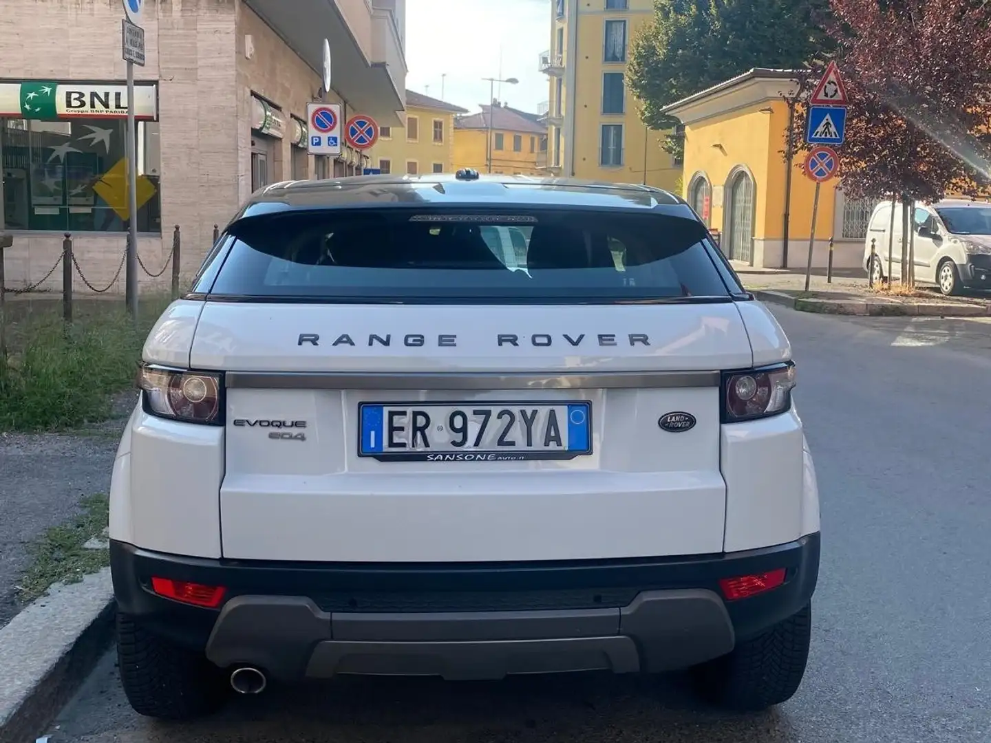 Land Rover Range Rover Evoque 3p 2.2 td4 Pure Tech Pack 150cv - 2