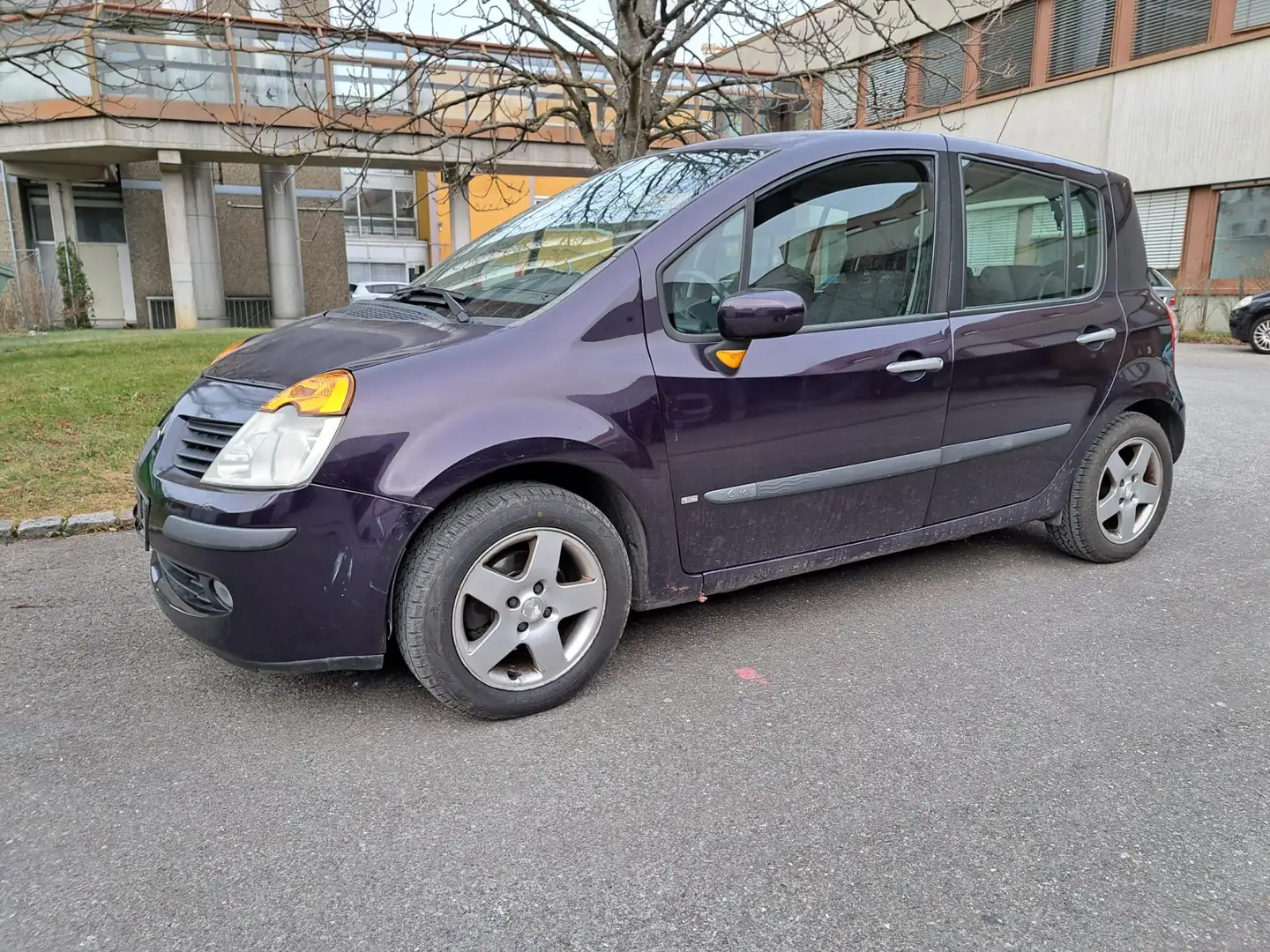 Renault Modus Authentique Grau - 1