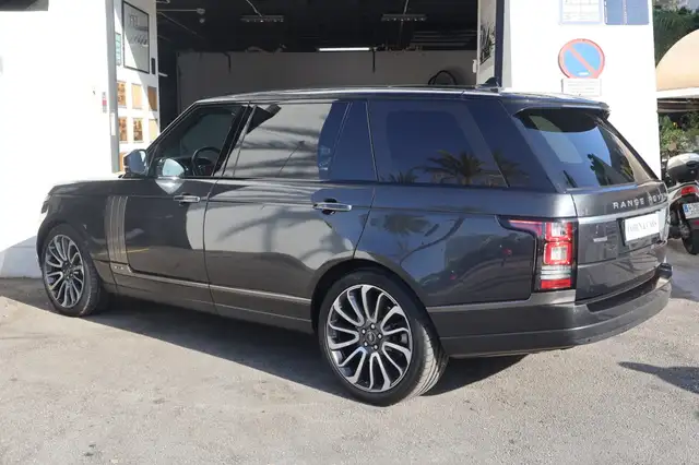 Land Rover Range Rover view 8