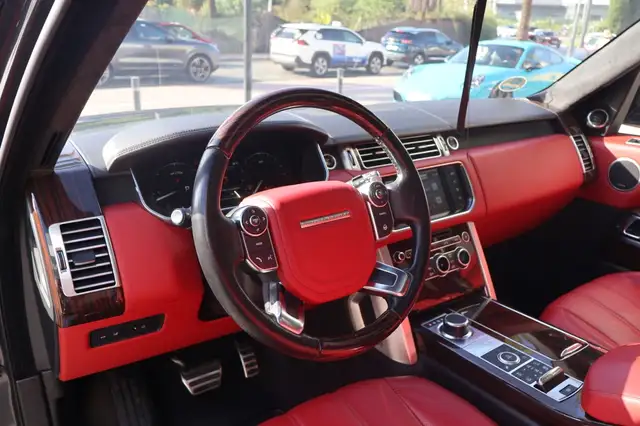 Land Rover Range Rover view 13
