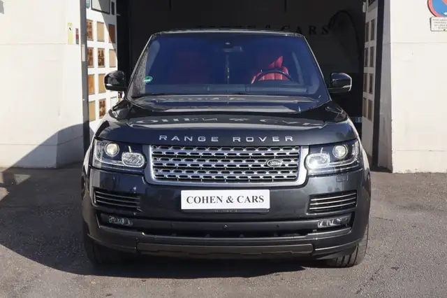 Land Rover Range Rover view 3