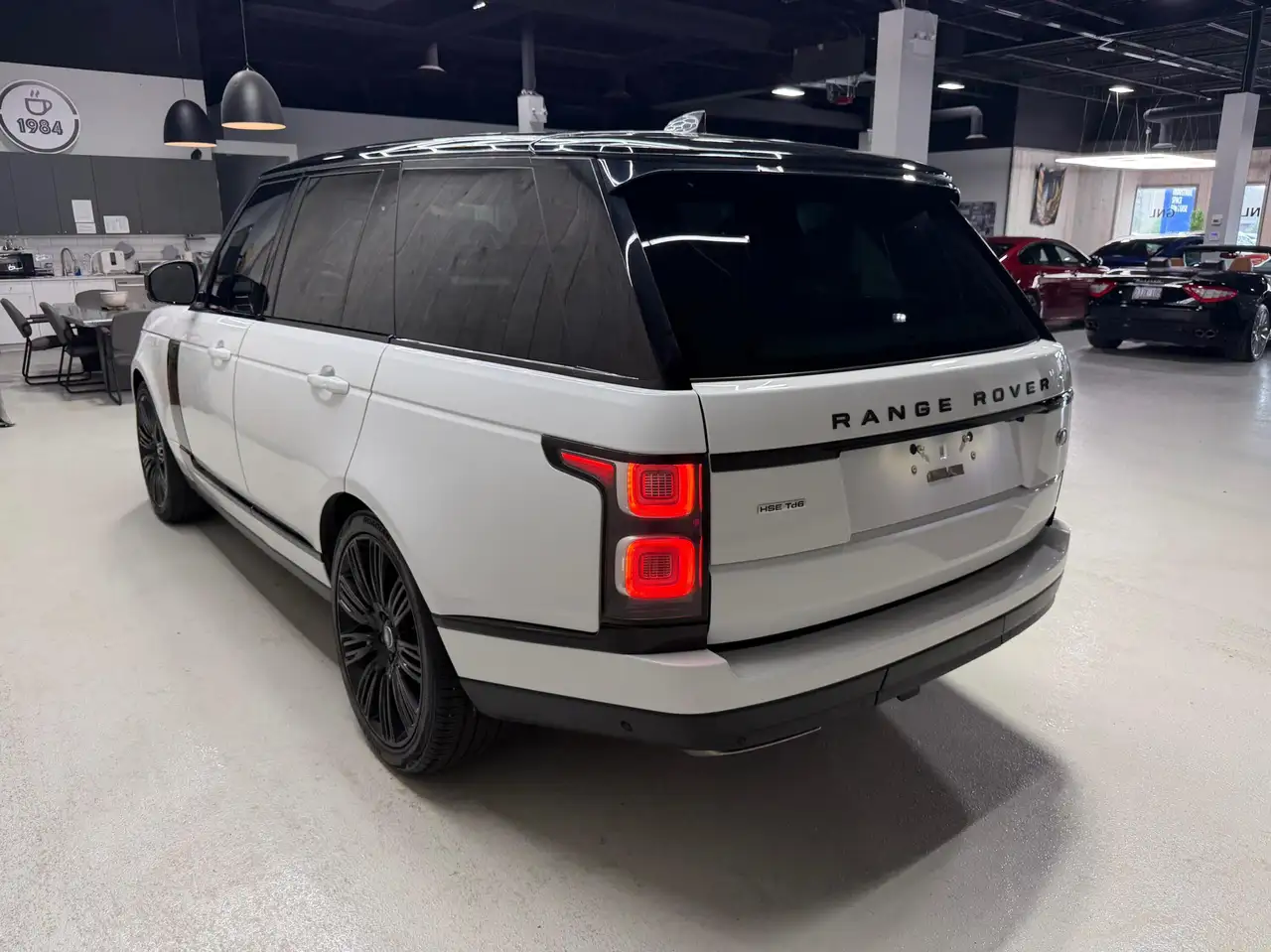 Land Rover Range Rover снимка Land Rover Range Rover