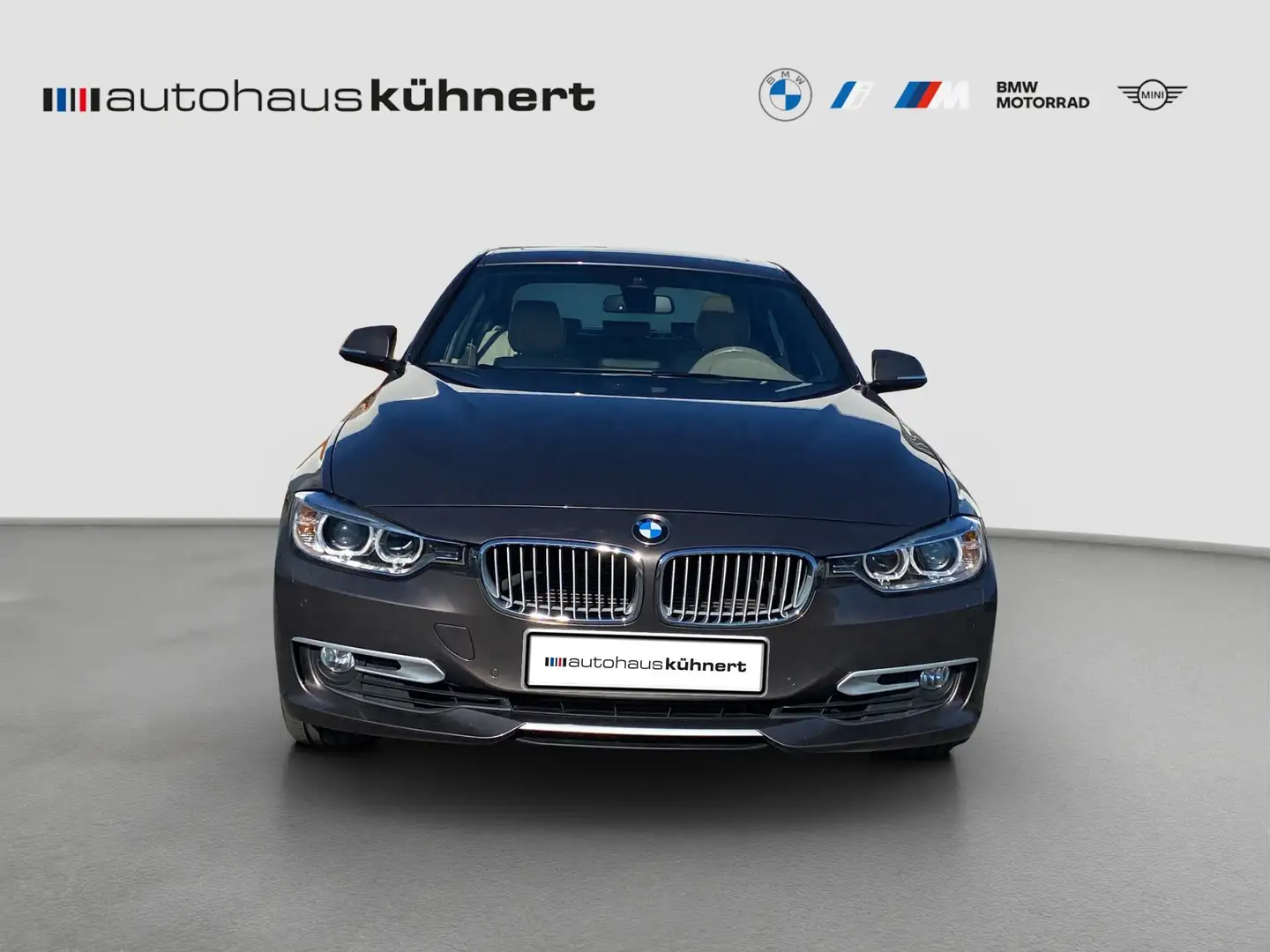 BMW 320 i Limousine ModernLine XEN HiFi Navi SD AUT PDC Beige - 2