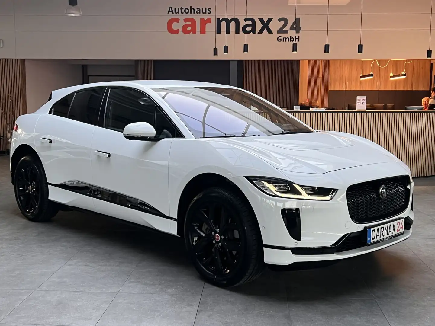 Jaguar I-Pace I-PACE EV320 SE BlackPack HeadUp Stanheiz Ionisa Белый - 1