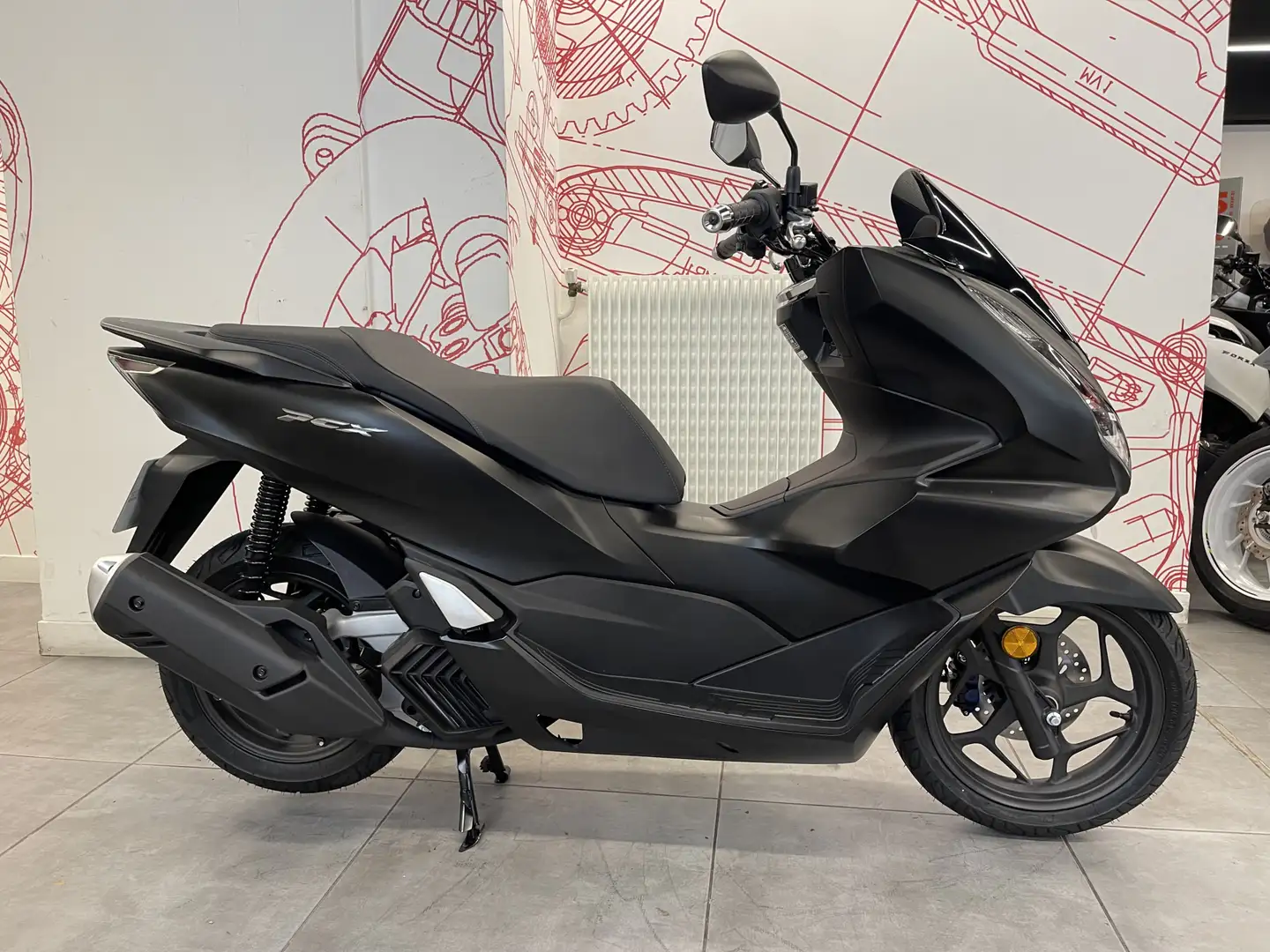 Honda PCX 125 Negro - 1