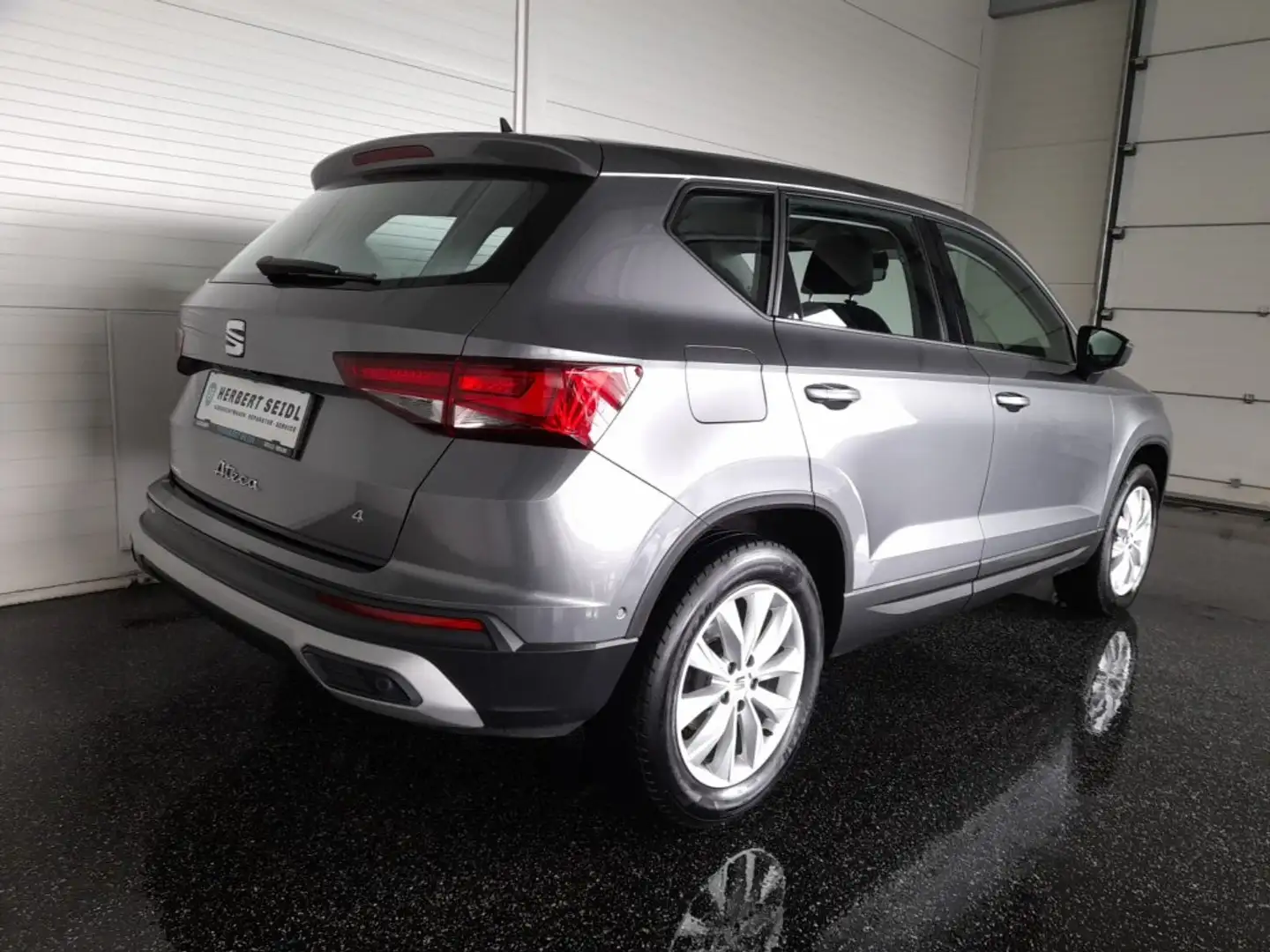 SEAT Ateca STYLE 4x4 2,0 TDI DSG *VOLL-LED / NAVI / ACC / KAMERA / BEATS / KEYLESS* Grau - 2