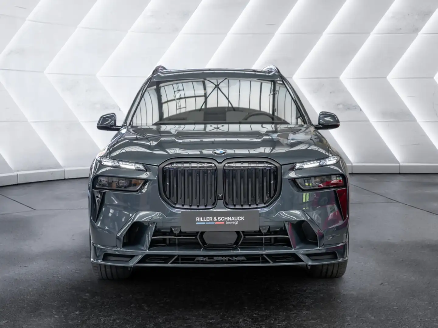 Alpina XB7 Allrad Manufaktur 360° AKTIVSITZE ACC B&W Verde - 2