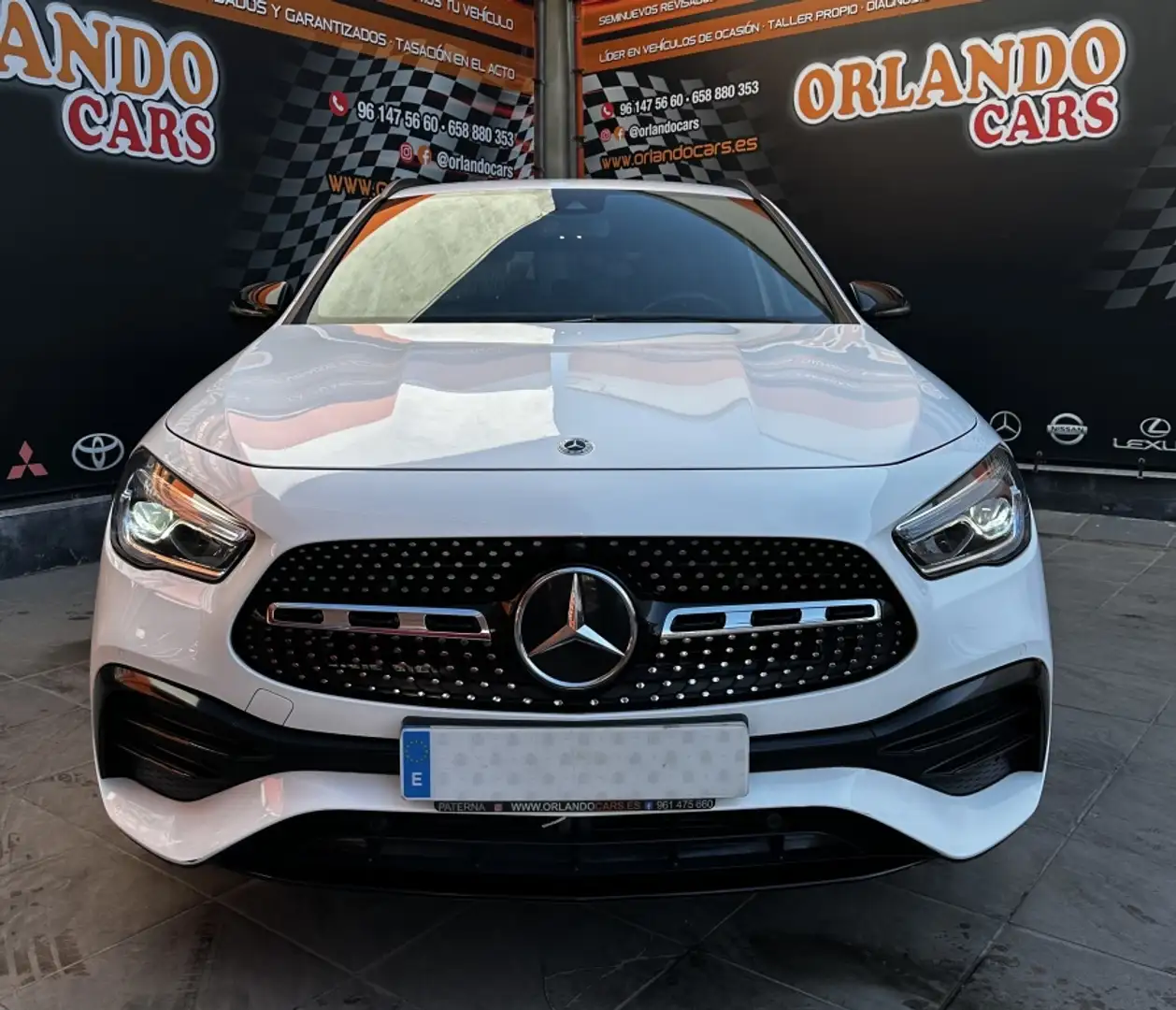 Mercedes-Benz GLA 200 200d 4Matic 8G-DCT Blanco - 1