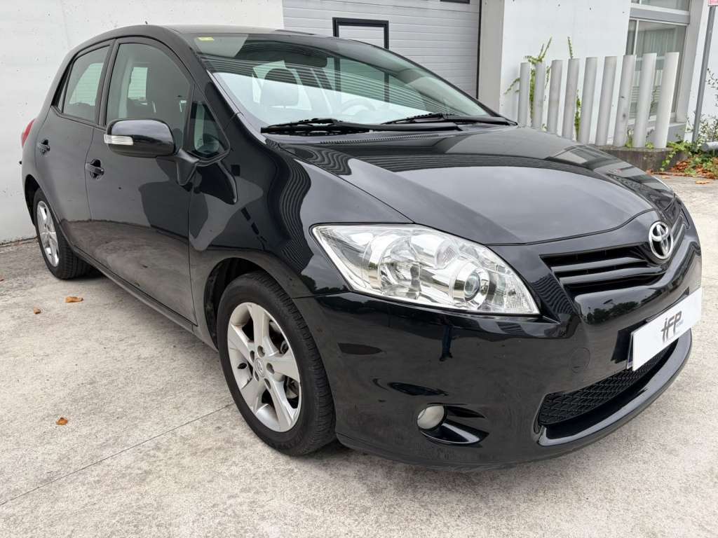 Toyota Auris 1.6 VVT-i Active - foto 1