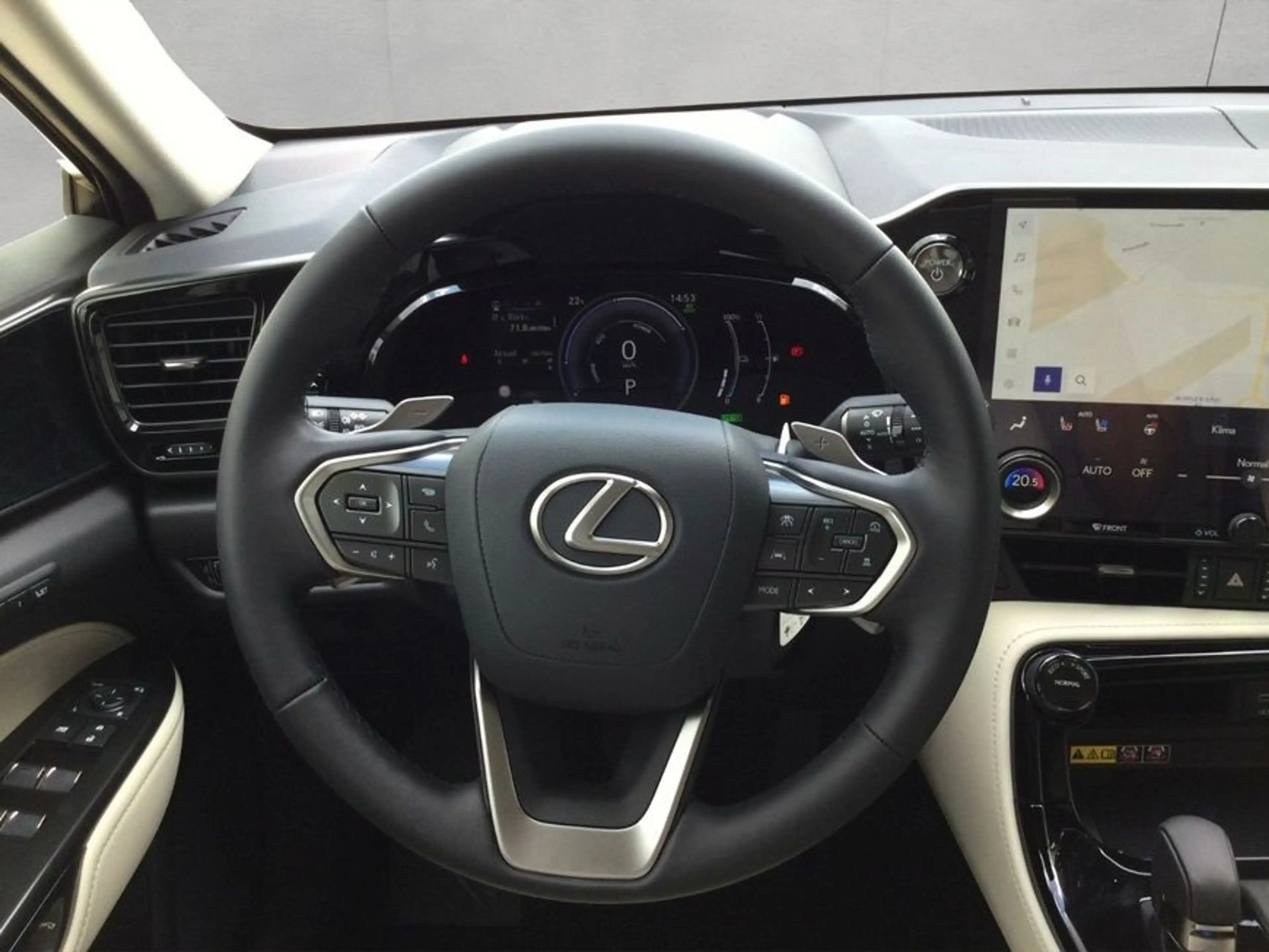 Lexus NX350h 4x4 Executive Alle Extras Modeljahr 26 — photo 12