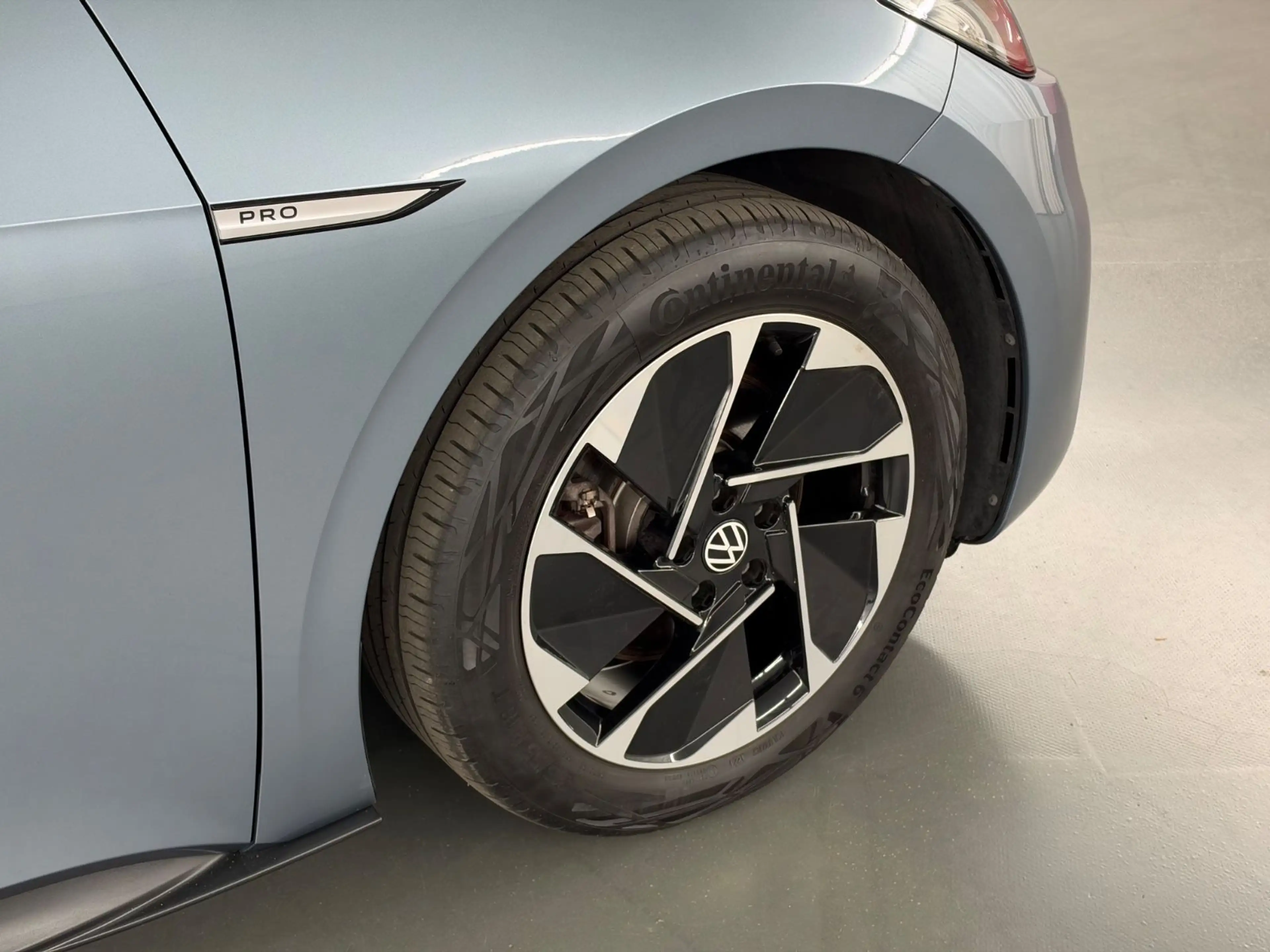 Volkswagen ID.3 Pro Performance Life Wärmepumpe AHK Navi — photo 6