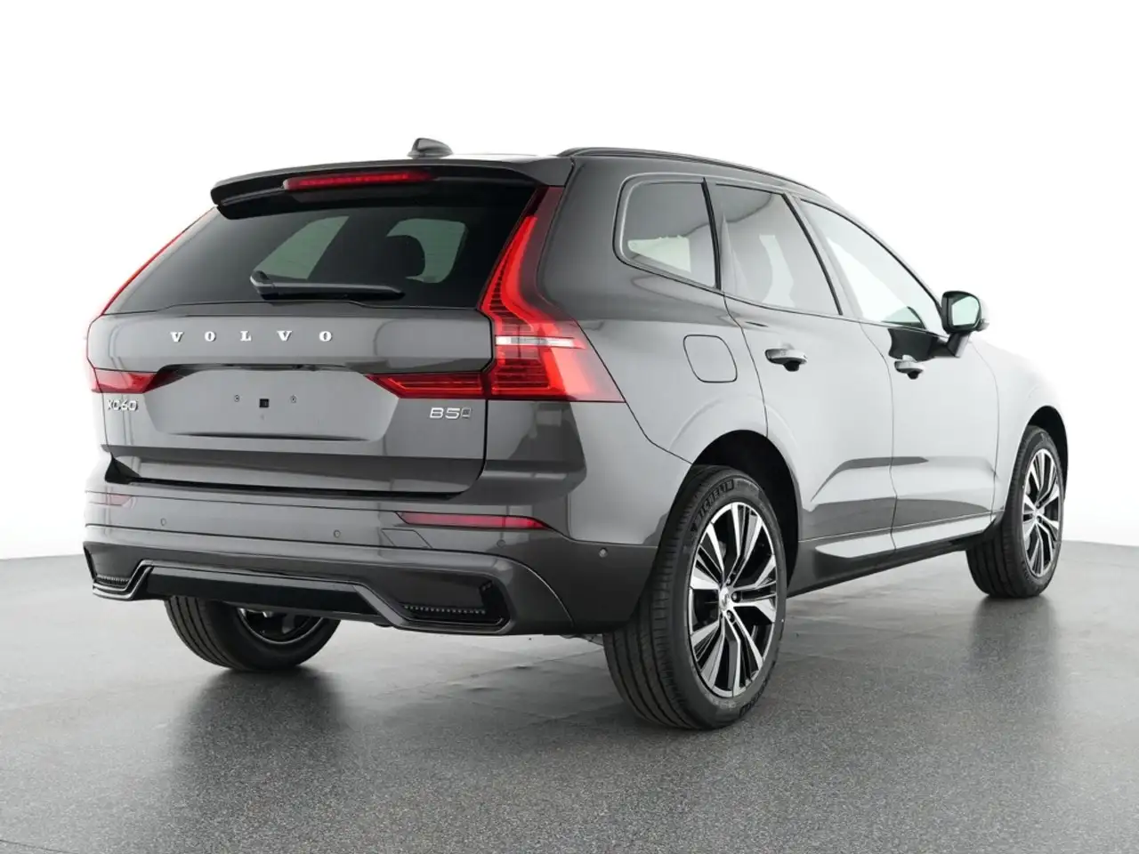 Volvo XC60 Plus Dark AWD Digitales Cockpit Memory Sitze Sound 2