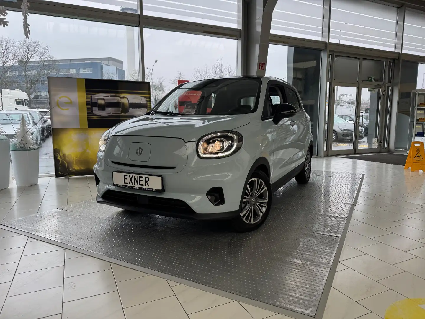 Leapmotor T03 ACC, Alu, Navi, Panoramaglasdach, Klima Bleu - 2