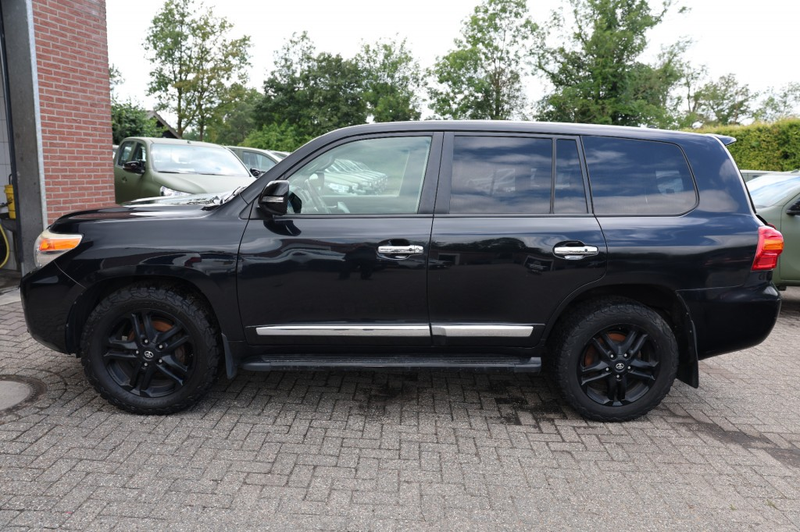 Toyota Land Cruiser 4.5 EXECUTIVE A/T 7 SITZ MARGE ( ENGINE IS BROKEN — photo 3