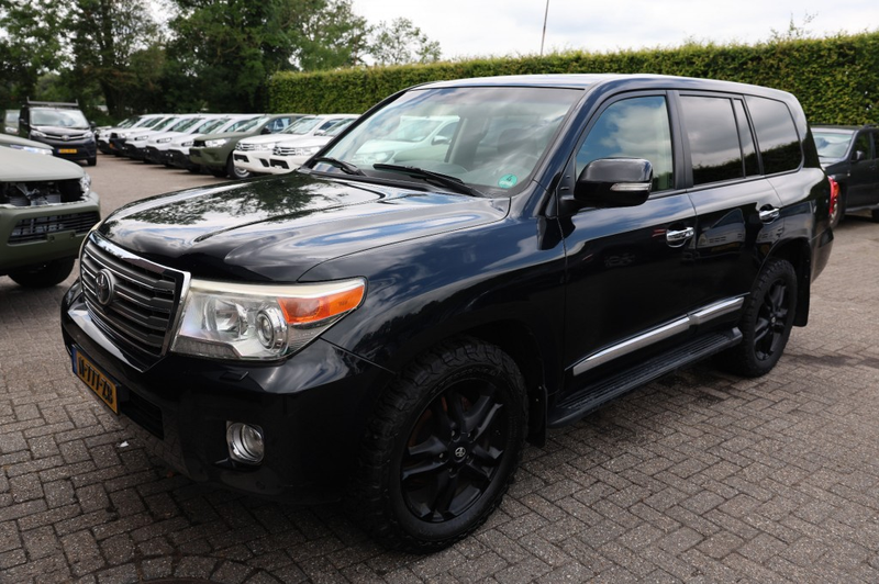 Toyota Land Cruiser 4.5 EXECUTIVE A/T 7 SITZ MARGE ( ENGINE IS BROKEN — photo 2