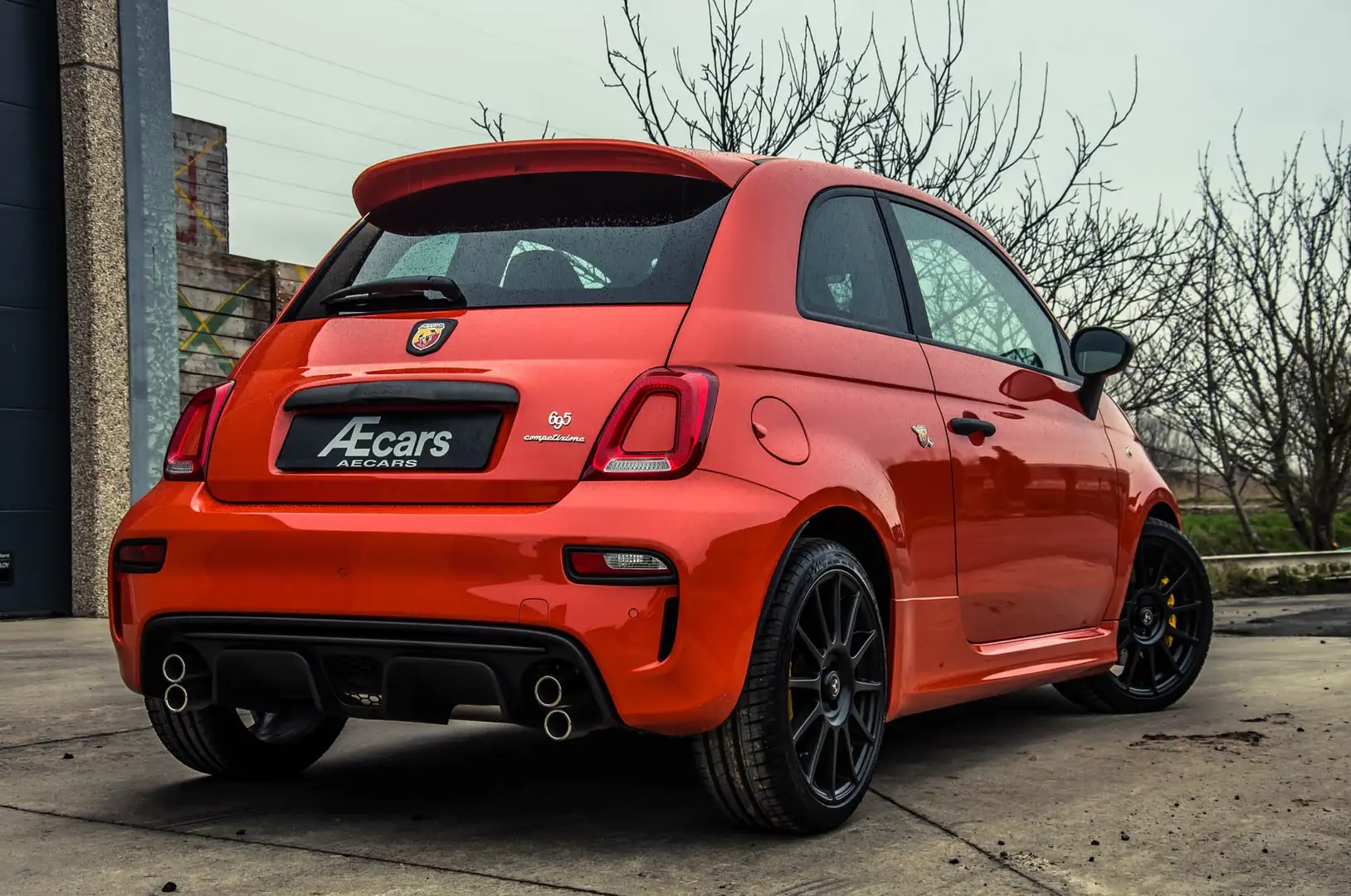 Abarth 695 ***COMPETIZIONE / CARBON SEATS / NEW / BELGIAN*** Pomarańczowy - 2