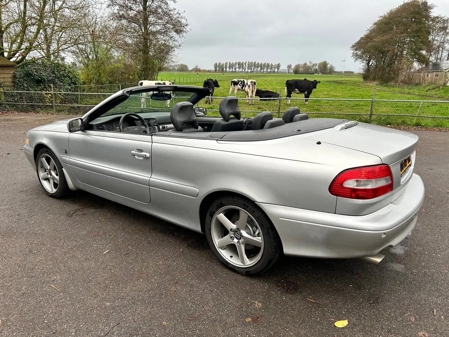 Volvo C70 C70 2.4 T Tourer srebrna - 2