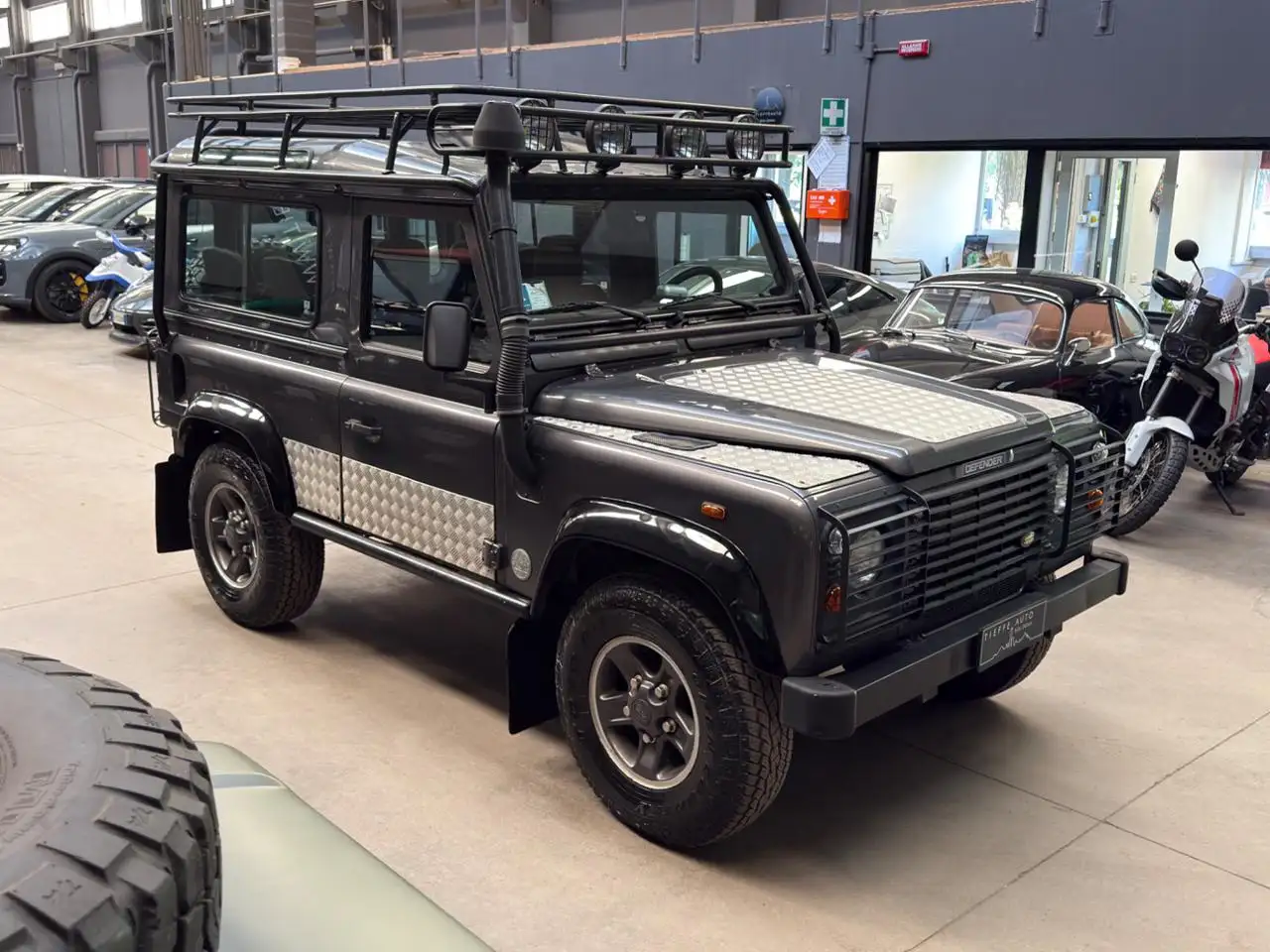 Land Rover Defender 90 2.5 Td5 S.W. Tomb Raider *LEGGERE DESCRIZIONE*, foto 3