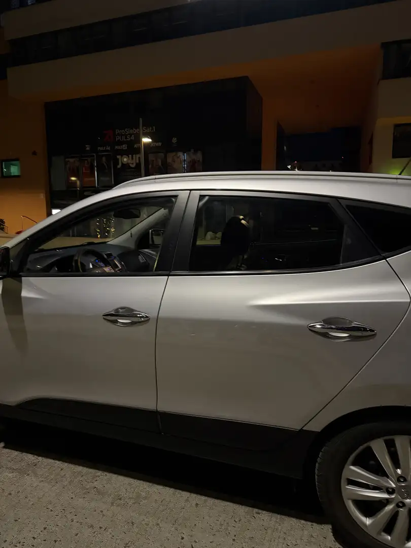 Hyundai iX35 2,0 CRDi Premium 4WD - 1